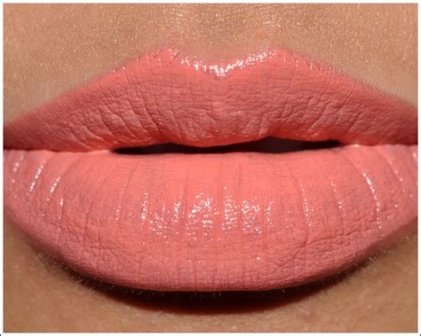 The Summer Season: YSL Peach Passion Rouge Volupte .